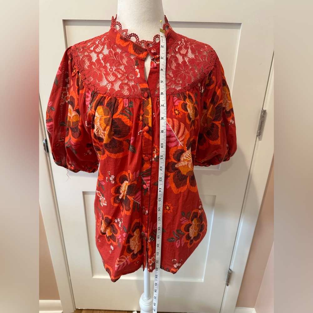 Farm Rio size small red cotton floral blouse with lace inset. Buttons, collar. - Picture 11 of 11